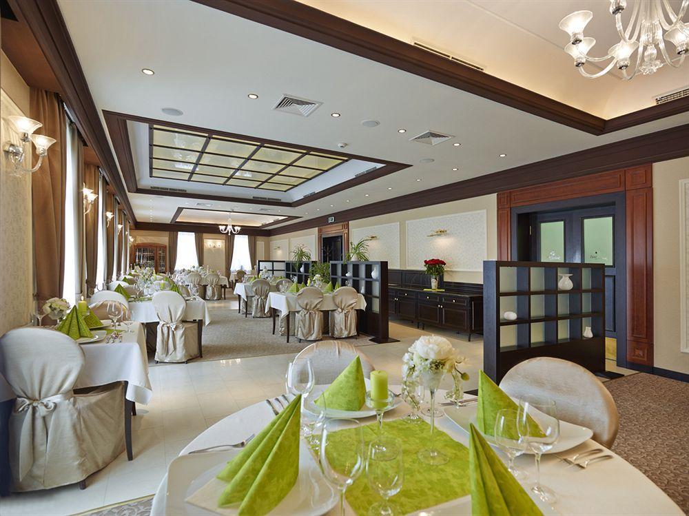 Hotel Stefanik มิยาวา ภายนอก รูปภาพ